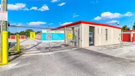 MyPlace Self Storage Loganville exterior photo.